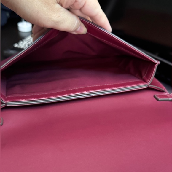 Tory bunch Elegant Burgundy Quilted Chain Bag - Picture 6 of 17